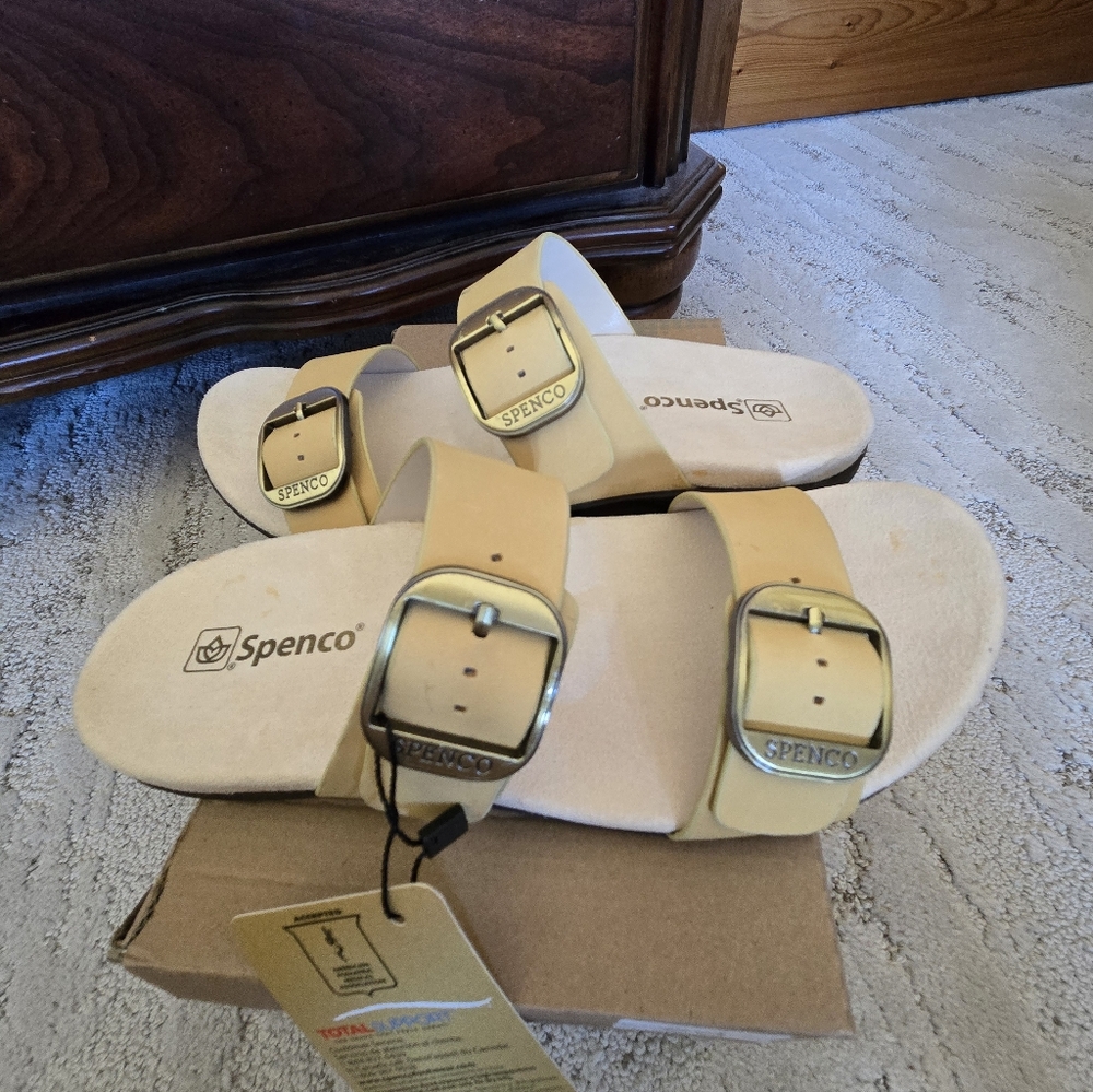 NIB, Spenco Yellow Sandals with Gold Buckles, Sz. 7.5